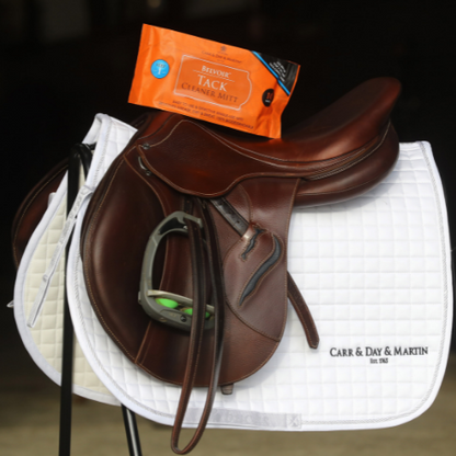 Carr & Day & Martin Belvoir Tack Cleaner Mitt