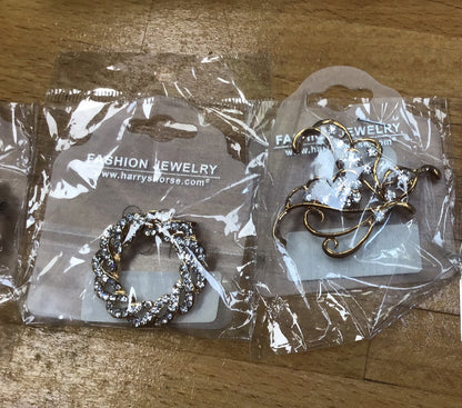 Sale Stock Pins Assortment